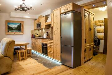 Фото номера Апартаменты с сауной Апартаменты Apartamenty Kiry Zakopane г. Косцелиско 2