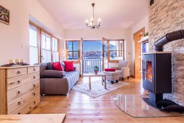 Фото номера Апартаменты с балконом Апартаменты Apartamenty Stylowe Zakopane г. Косцелиско 2