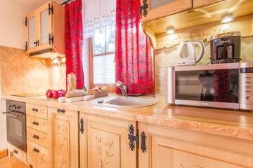 Фото номера Апартаменты с балконом Апартаменты Apartamenty Stylowe Zakopane г. Косцелиско 7