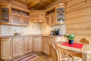 Фото номера Апартаменты с видом на горы (для 6 взрослых) Апартаменты Apartamenty Stylowe Zakopane г. Косцелиско 7