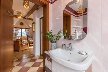 Фото номера Апартаменты (для 6 взрослых) Апартаменты Apartament Słoneczny Zakopane г. Косцелиско 78