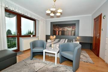 Фото номера Comfort Triple Room with Balcony (2 Adults + 1 Child) Виллы Willa Jaś I Małgosia г. Косцелиско 7
