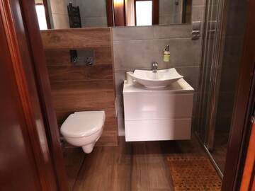 Фото номера Comfort Triple Room with Balcony (2 Adults + 1 Child) Виллы Willa Jaś I Małgosia г. Косцелиско 6