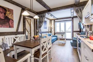 Фото номера Апартаменты с 3 спальнями и балконом Апартаменты Apartamenty Gronik Zakopane г. Косцелиско 14