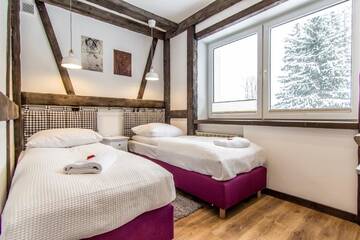 Фото номера Апартаменты с 3 спальнями и балконом Апартаменты Apartamenty Gronik Zakopane г. Косцелиско 15