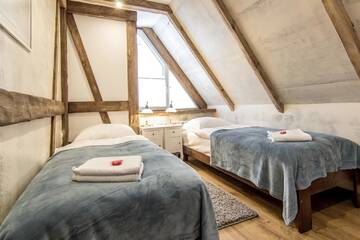 Фото номера Апартаменты с 3 спальнями и балконом Апартаменты Apartamenty Gronik Zakopane г. Косцелиско 16