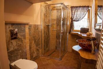 Фото номера Шале Шале Domek w Roztokach г. Косцелиско 75