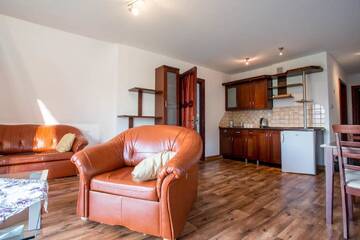 Фото номера Семейные апартаменты Апартаменты Sykowny Dworek Apartamenty г. Косцелиско 16