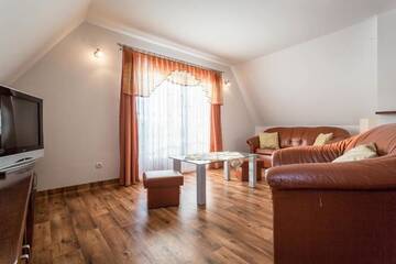 Фото номера Семейные апартаменты Апартаменты Sykowny Dworek Apartamenty г. Косцелиско 63