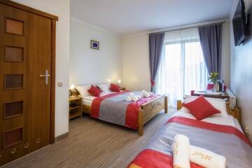 Фото номера Трехместный номер Отель Hotel Eco Tatry Resort &amp; Holiday г. Косцелиско 9
