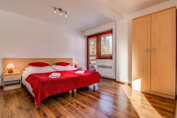 Фото номера Apartment with Balcony (4 Adults) (building nr 40) Апартаменты Dolina Resort Zakopane г. Косцелиско 3