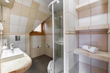 Фото номера Дом с 3 спальнями Шале Domek Tatra Lux Zakopane г. Косцелиско 58