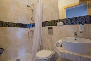 Фото номера Двухместный номер с 1 кроватью Апарт-отели Butorowy Dwór г. Косцелиско 8