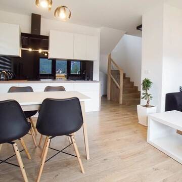 Фото номера Дом с 2 спальнями Дома для отпуска ARKA HOUSE DOMEK WIDOKOWY г. Косцелиско 42