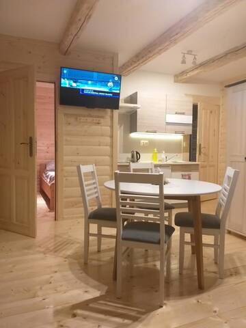Фото номера Апартаменты с балконом и видом на горы Проживание в семье Apartamenty i pokoje Willa Elita г. Косцелиско 2