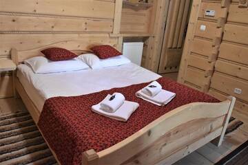 Фото номера Апартаменты Отели типа «постель и завтрак» Czerwone Korale - Natural House - Wypoczynek dla Dorosłych г. Косцелиско 4